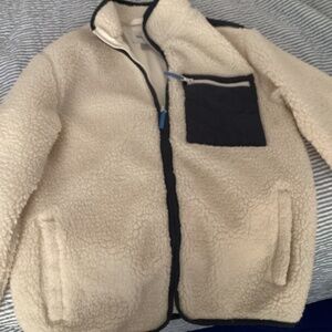 Woman’s Good Fellow & Co fleece jacket size small